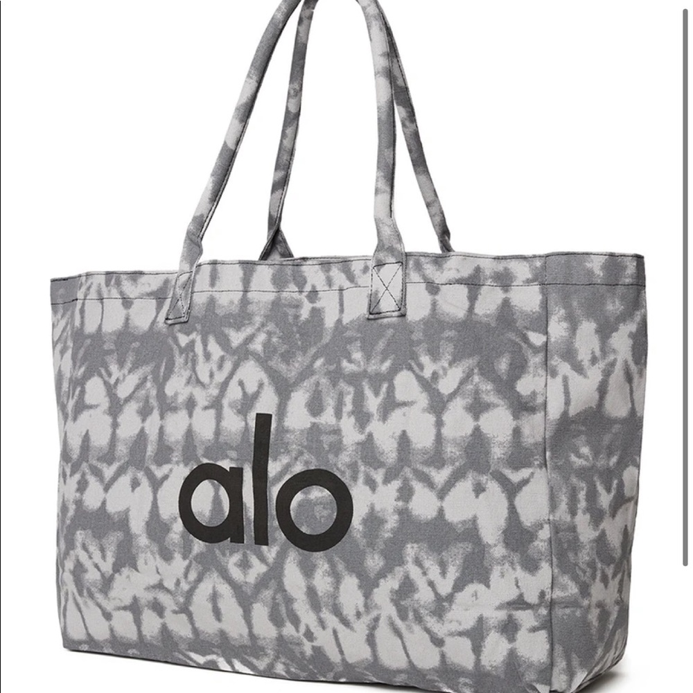 Alo Limited Edition Shopper Tote NWT